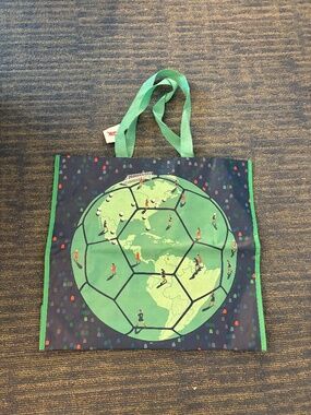 VIRAL FIFA SOCCER REUSABLE TOTE BAG TJ MAXX MARSHALLS
